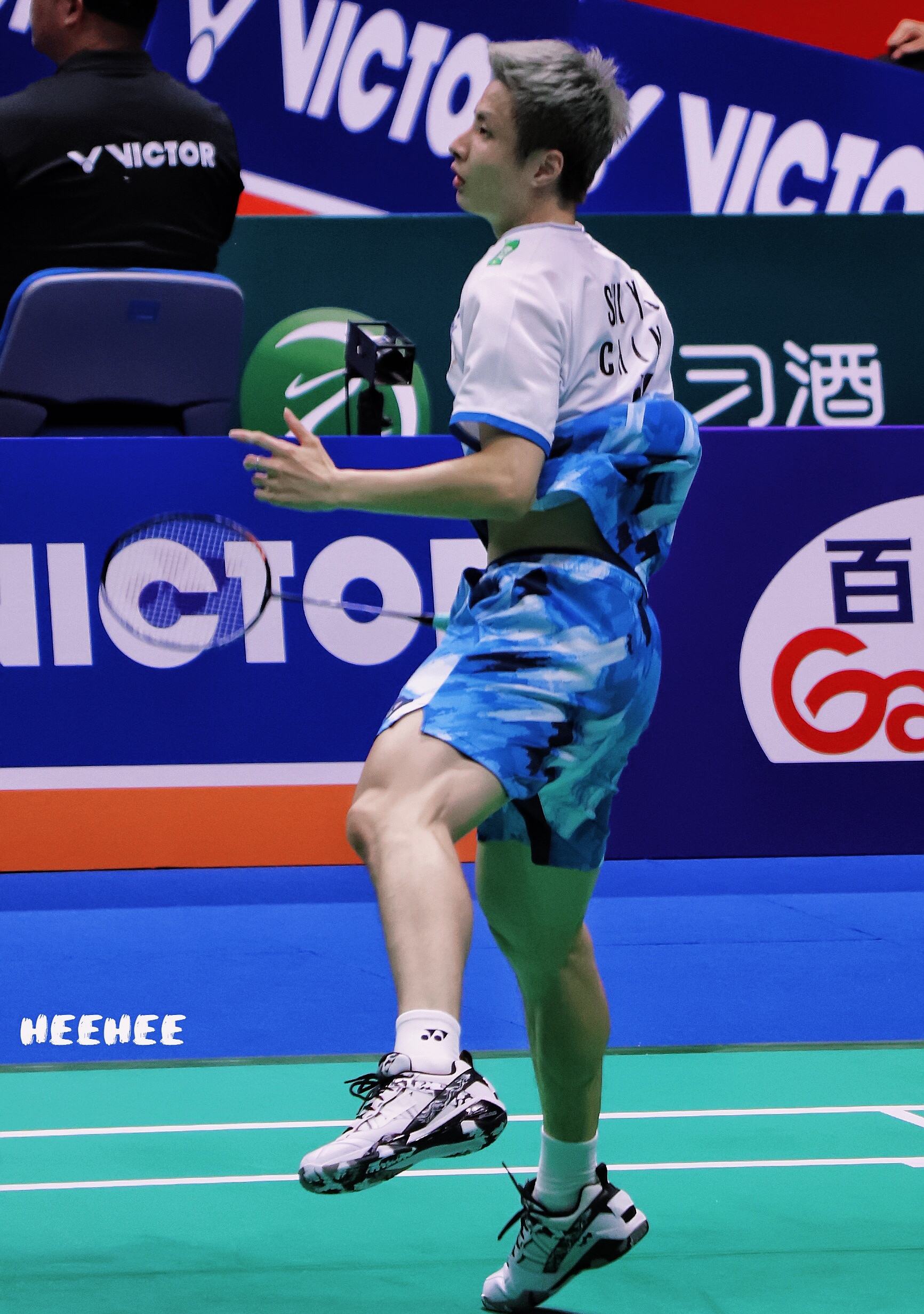 爱游戏体育-马来西亚队力克中国队，石宇奇点燃赛场