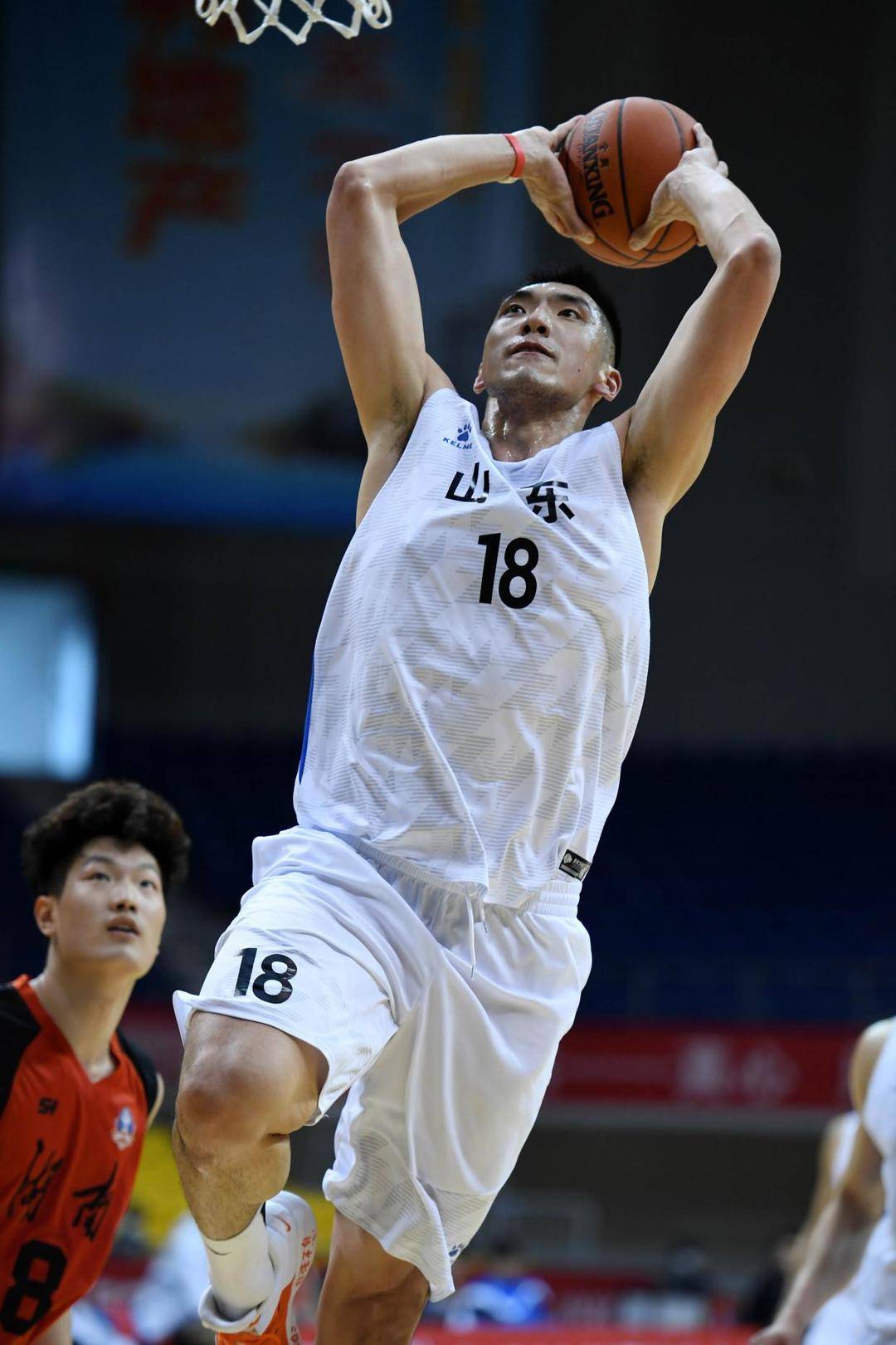 爱游戏2026-辽宁队逆转青岛队,陶汉林刷新纪录