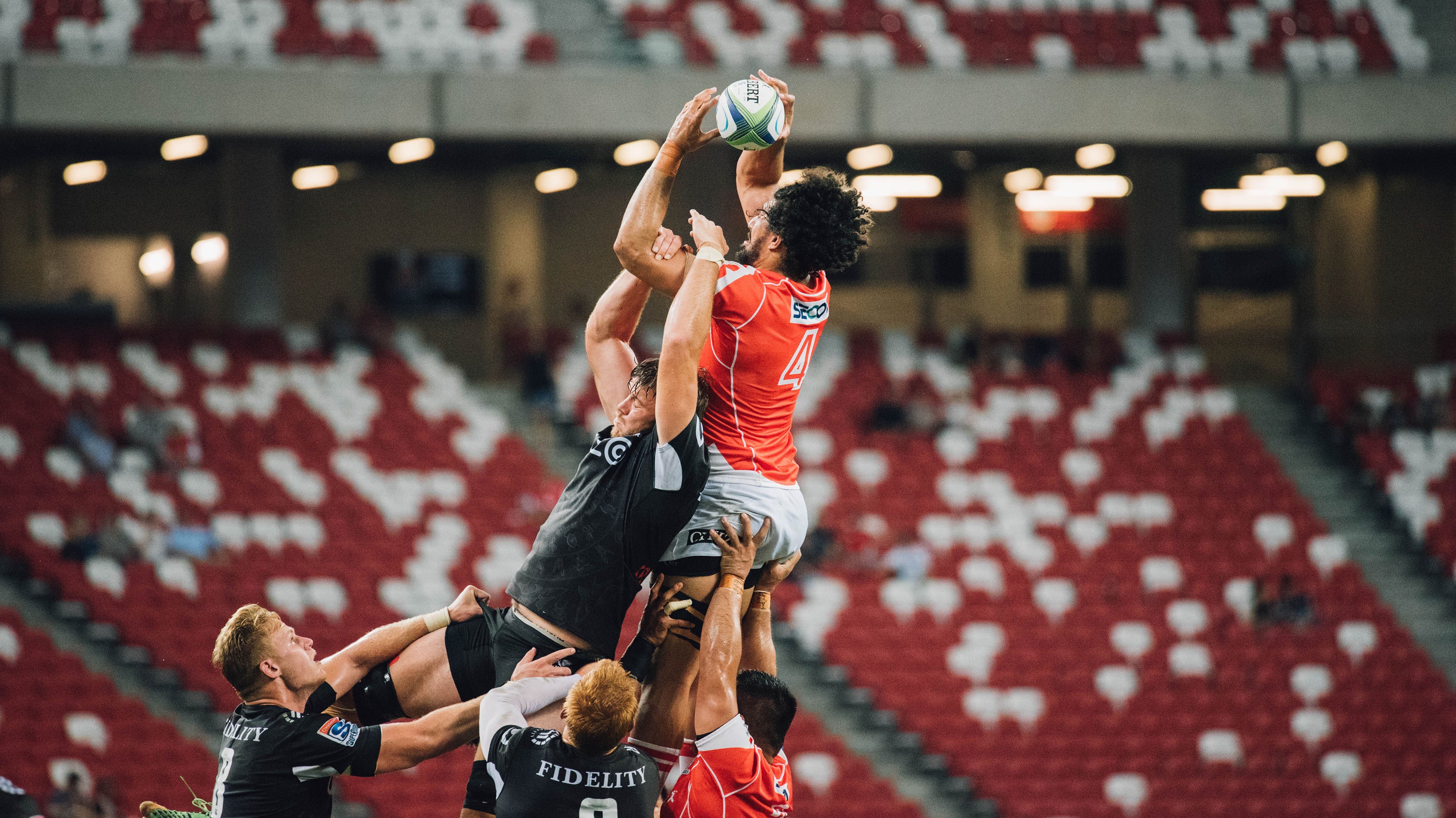 爱游戏大厅-小贾伦单骑救主，吉林队末节狂飙一波流带走卫冕冠军